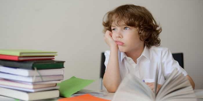 Enfant à haut potentiel et dys, un cocktail détonnant